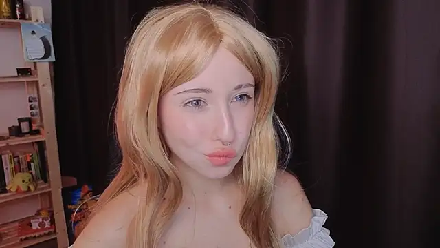 YukiMisa online show from October 16, 2025, 5:47 pm