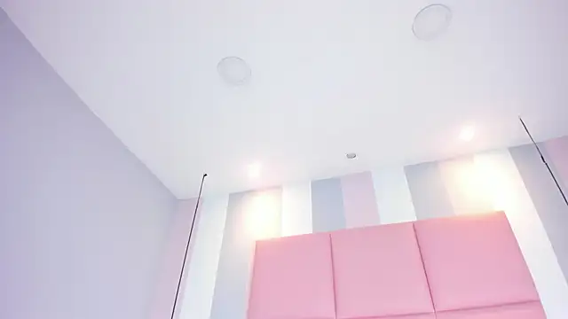 CarolinaFerrer online show from September 16, 2025, 3:13 pm