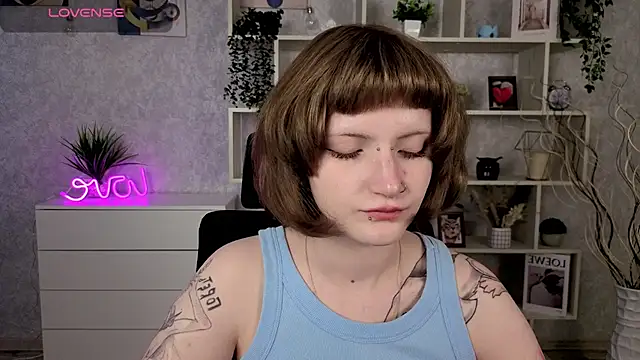 EchoBloom online show from October 26, 2025, 10:54 am