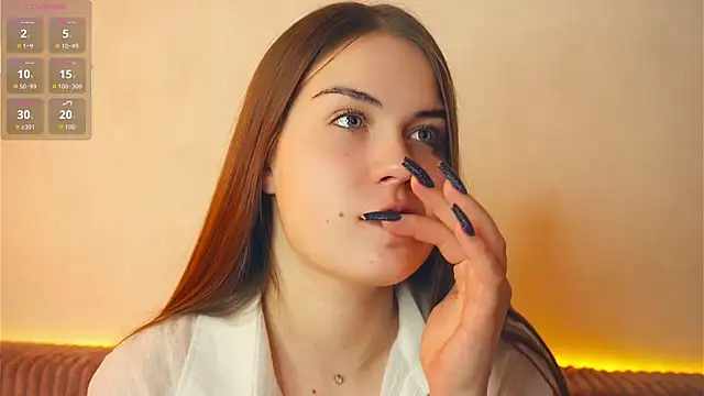 BereniceBuseck online show from September 18, 2025, 4:53 pm