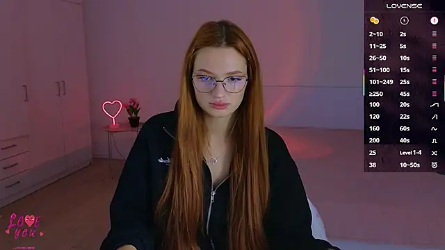 CuteAriel7 online show from October 21, 2025, 4:19 pm