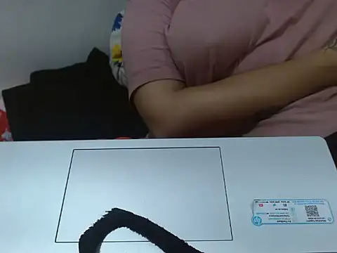Nataliya Singh online show from April 25, 2026, 5:43 pm