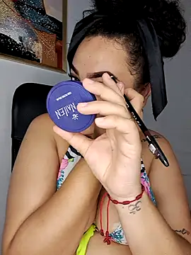 jesie 18x online show from September 11, 2025, 7:25 pm