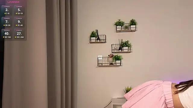 date with angel online show from September 8, 2025, 3:22 pm