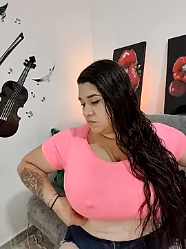 SafiroFer online show from October 29, 2025, 9:05 pm