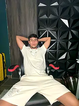 CHR58  online show from October 23, 2025, 12:43 am