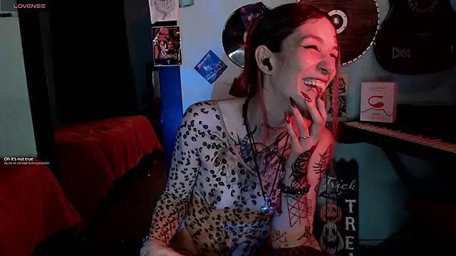 lilithword online show from December 13, 2025, 7:53 pm