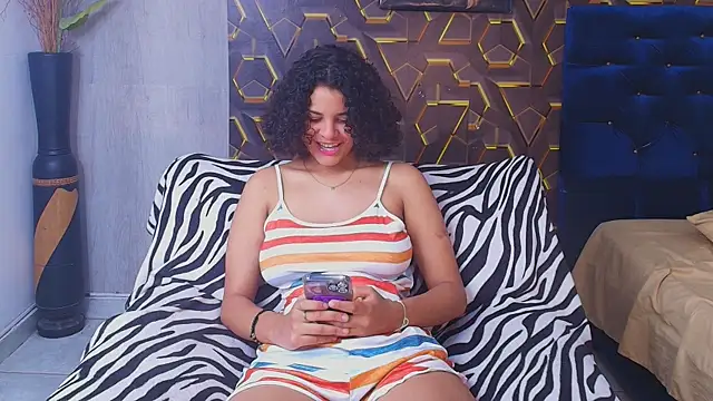 Snapshot of miss_leidy_ chatting on May 22, 2026, 2:51 am miss leidy online show from May 22, 2026, 2:51 am