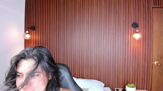 Snapshot of alice_coopperx chatting on September 18, 2025, 12:18 pm alice coopperx online show from September 18, 2025, 12:18 pm