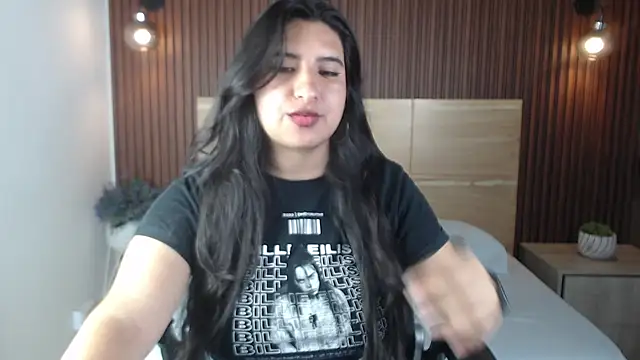 Snapshot of alice_coopperx chatting on October 10, 2025, 12:26 pm alice coopperx online show from October 10, 2025, 12:26 pm