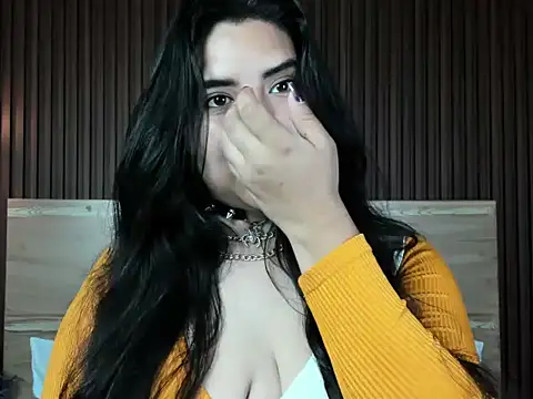 Snapshot of alice_coopperx chatting on October 28, 2025, 12:19 pm alice coopperx online show from October 28, 2025, 12:19 pm