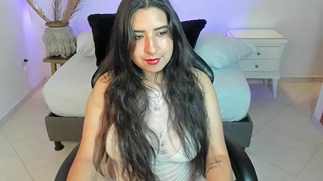 Snapshot of alice_coopperx chatting on November 28, 2025, 12:19 pm alice coopperx online show from November 28, 2025, 12:19 pm