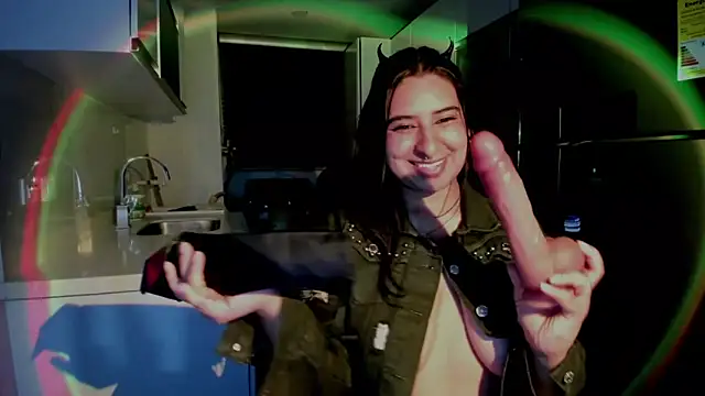 Snapshot of alice_coopperx chatting on February 12, 2026, 9:15 am alice coopperx online show from February 12, 2026, 9:15 am