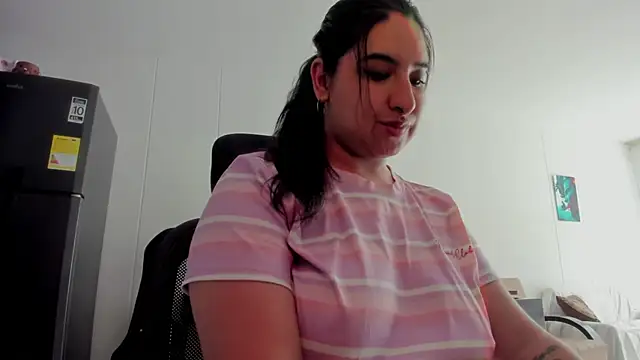 Snapshot of alice_coopperx chatting on March 9, 2026, 2:10 pm alice coopperx online show from March 9, 2026, 2:10 pm