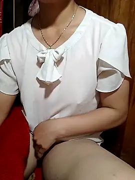 hera-00 online show from October 6, 2025, 2:03 pm