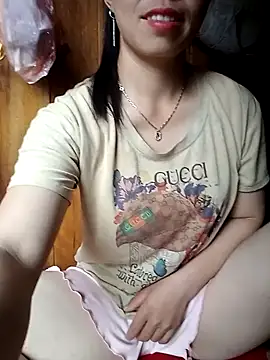 hera-00 online show from October 8, 2025, 1:03 am