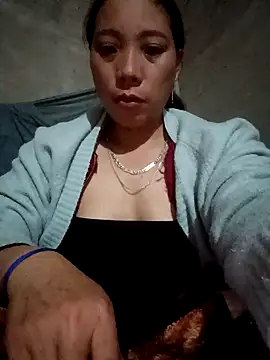 Phuong xxx online show from December 14, 2025, 3:06 pm