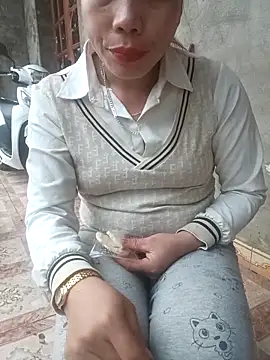 Phuong xxx online show from March 1, 2026, 12:01 am