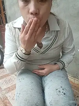 Phuong xxx online show from March 7, 2026, 1:02 am