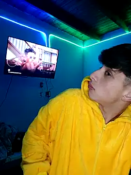 matiatr1112 online show from September 10, 2025, 8:03 am