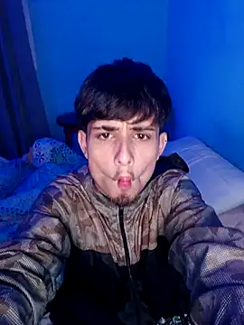 matiatr1112 online show from April 26, 2026, 2:31 am