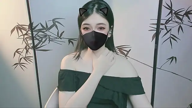 Sparkly Candy online show from November 23, 2025, 3:01 pm