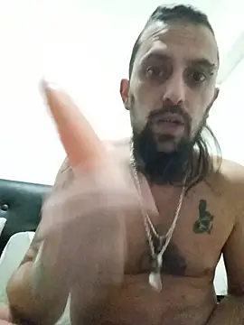 Snapshot of urugauchito chatting on June 14, 2026, 7:10 am urugauchito online show from June 14, 2026, 7:10 am