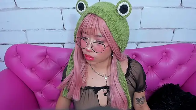 SafiroAgataaa online show from September 20, 2025, 8:15 am