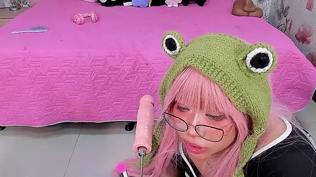 SafiroAgataaa online show from December 23, 2025, 9:29 am