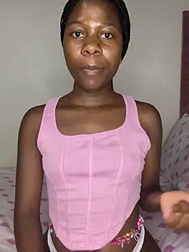 Snapshot of Crazyqueenxxx chatting on November 6, 2025, 2:40 pm Crazyqueenxxx online show from November 6, 2025, 2:40 pm