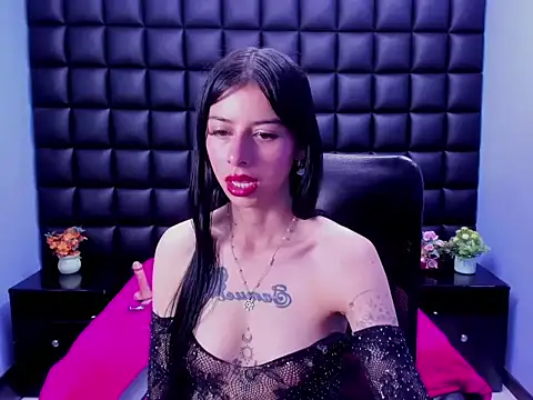 Dulce Miaa  online show from October 22, 2025, 3:12 pm