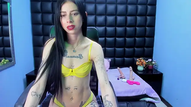 Dulce Miaa  online show from February 9, 2026, 5:39 pm