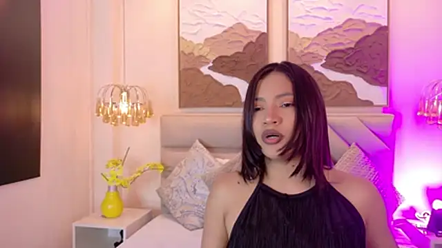 kendalFox  online show from December 19, 2025, 2:51 am