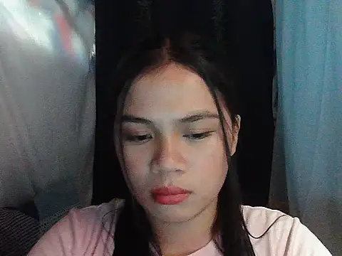 Snapshot of Zachariah_05 chatting on April 4, 2026, 9:07 am Zachariah 05 online show from April 4, 2026, 9:07 am