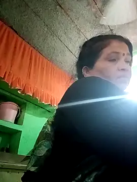 Manavi x online show from April 24, 2026, 8:06 am