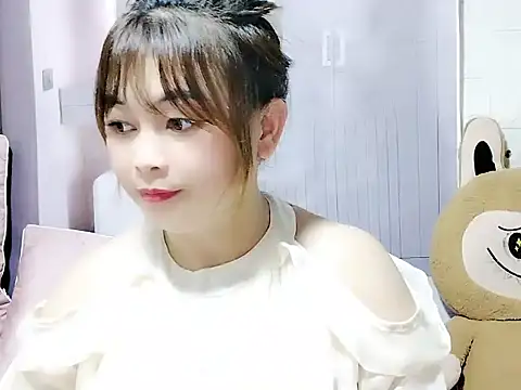 Lyly nuce online show from November 9, 2025, 4:16 pm