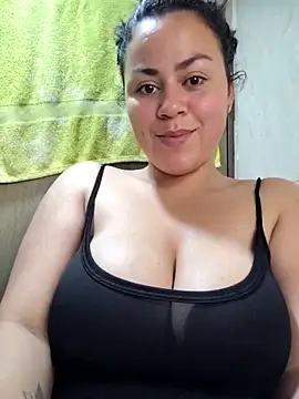 camila-titis online show from September 22, 2025, 2:46 am