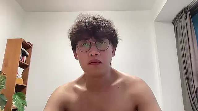 Snapshot of Passionatetwink2 chatting on November 21, 2025, 10:47 am Passionatetwink2 online show from November 21, 2025, 10:47 am