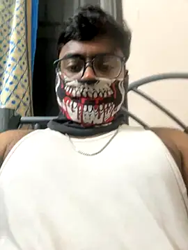 DJLOVE280825 online show from December 18, 2025, 11:22 pm