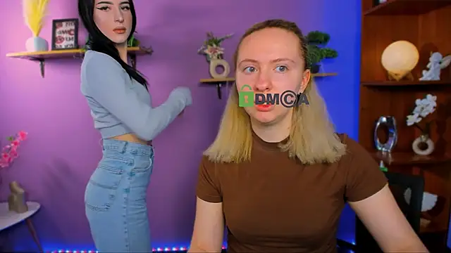 mila glow1 online show from April 19, 2026, 7:05 pm