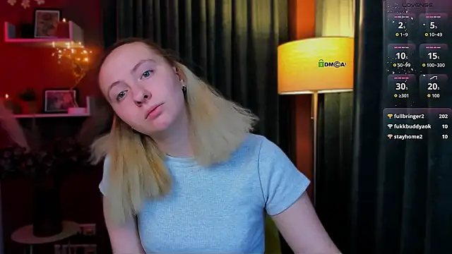 mila glow1 online show from April 21, 2026, 1:42 am