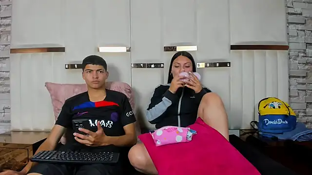 ClioandDemeteer online show from October 3, 2025, 5:15 am