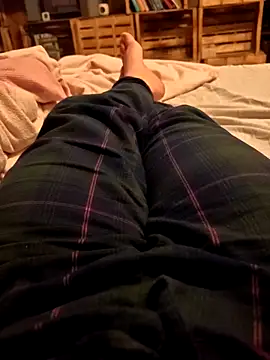 Horny mummy online show from May 7, 2026, 7:52 pm