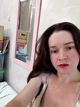Snapshot of _anita_rojas chatting on May 9, 2026, 2:33 pm anita rojas online show from May 9, 2026, 2:33 pm