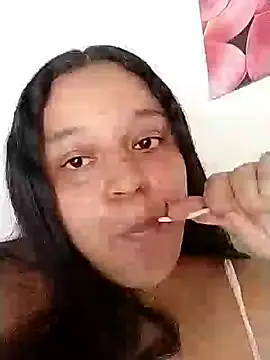 Naomi Ston online show from October 6, 2025, 8:50 pm