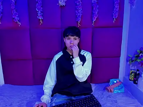 Bruno Cruzz online show from October 5, 2025, 2:21 am