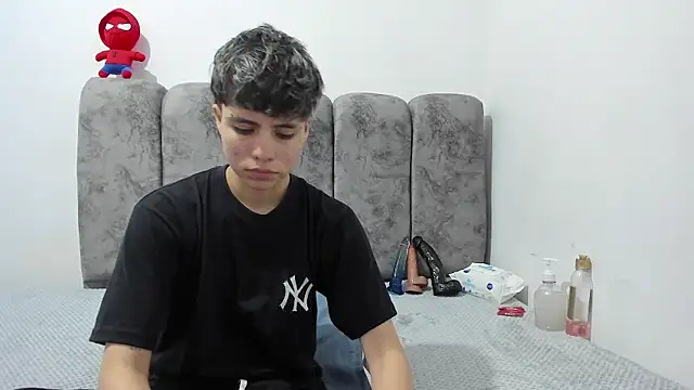 Bruno Cruzz online show from May 22, 2026, 1:57 am