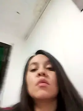 Sky Junne online show from September 11, 2025, 4:01 am