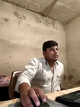 Ajmersingh335512 online show from October 7, 2025, 4:48 pm