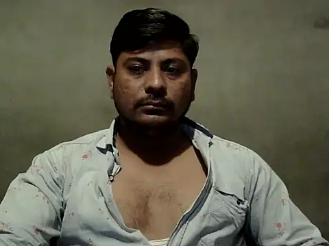 Ajmersingh335512 online show from November 7, 2025, 3:01 pm